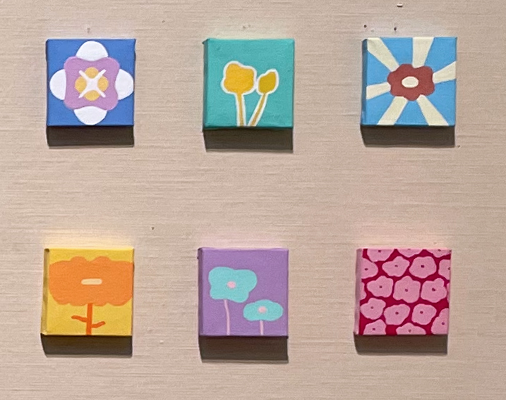 ビジュアルアート科２年次生、大日方美月さんの「花」